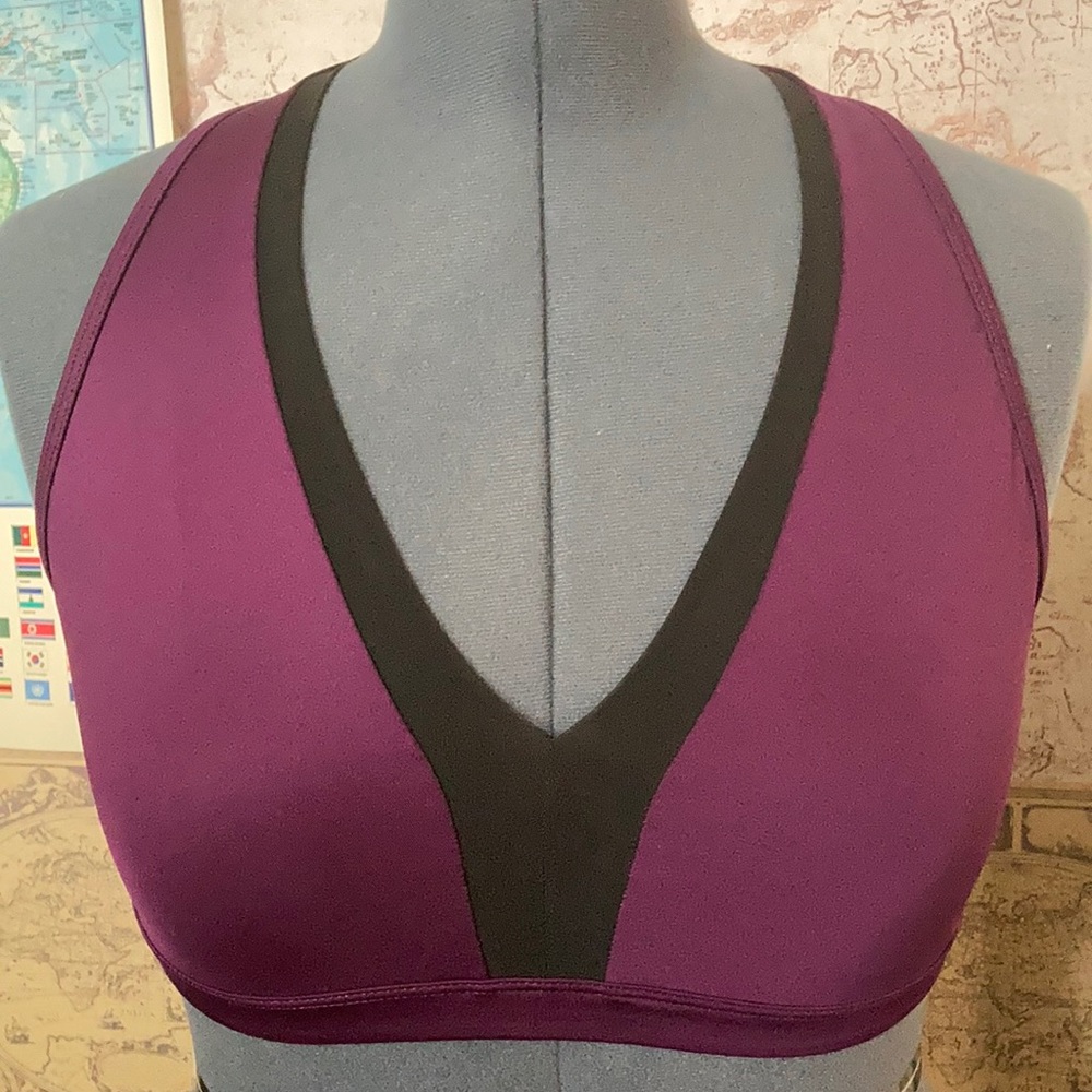 Victoria secret sports bra